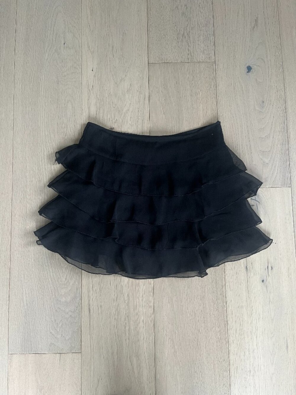 Early 2000s Costa Blanca Y2K ruffle mini skirt - Picture 3 of 6